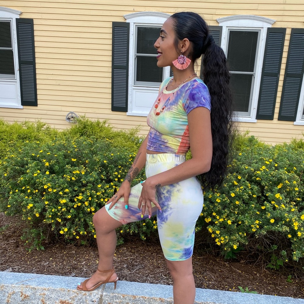 ‼️ Tie Dye Two Piece Crop Top Biker Shorts Set - Picture 4 of 8